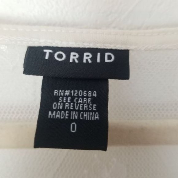 Torrid Womens 0X White Floral Print Sheer Lace Sho - Picture 5 of 7